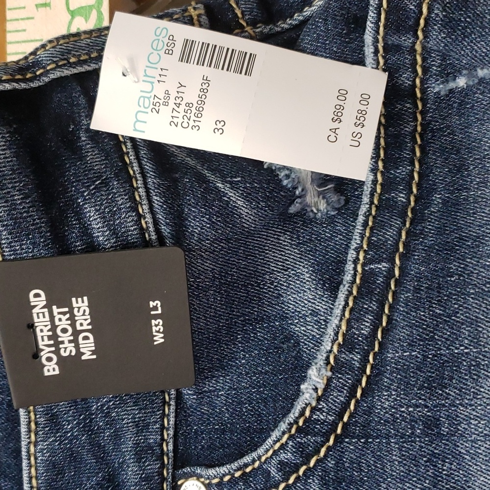 NWT Silver Jeans Co. Americana Luxe Stretch Mid Rise 3in Boyfriend Short Size 33 - Picture 6 of 7